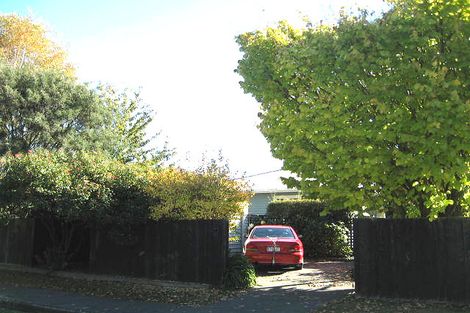 Photo of property in 2/8 Galway Avenue, Bryndwr, Christchurch, 8052