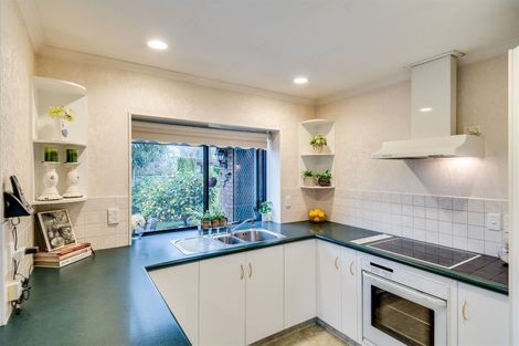 Photo of property in 1 Sloane Place, Taradale, Napier, 4112