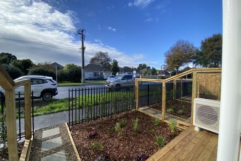 Photo of property in 588c Te Atatu Road, Te Atatu Peninsula, Auckland, 0610