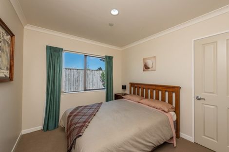 Photo of property in 11 Ian Peter Way, Otaki, 5512