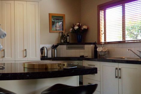 Photo of property in 21 Pencarrow Street, Highbury, Palmerston North, 4412