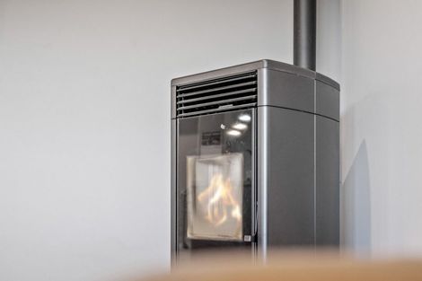 Photo of property in 8 Excelsior Place, Cromwell, 9310