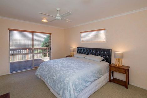 Photo of property in 3 Norna Grove, Waikawa Beach, Levin, 5573
