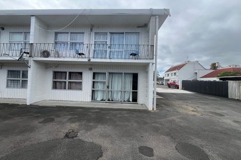 Photo of property in 9/13 Charlemont Street, Whitiora, Hamilton, 3200