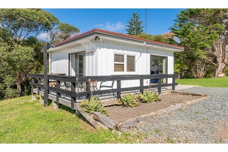 Photo of property in 59 Hauraki Road, Leigh, Warkworth, 0985