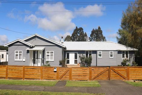 Photo of property in 14 Rangipo Street, Waiouru, 4825