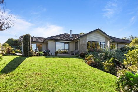 Photo of property in 114 Vaughans Road, Long Bay, Albany, 0792