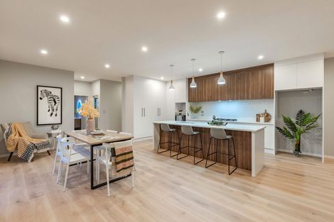 Photo of property in 17 Konoba Avenue, Kumeu, 0810