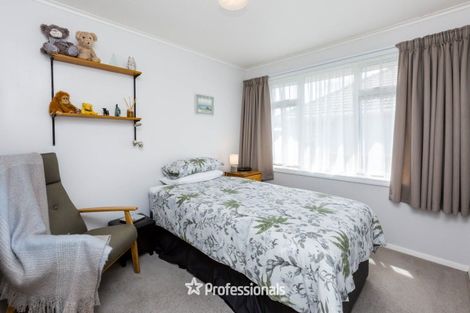 Photo of property in 34 Oxford Crescent, Ebdentown, Upper Hutt, 5018