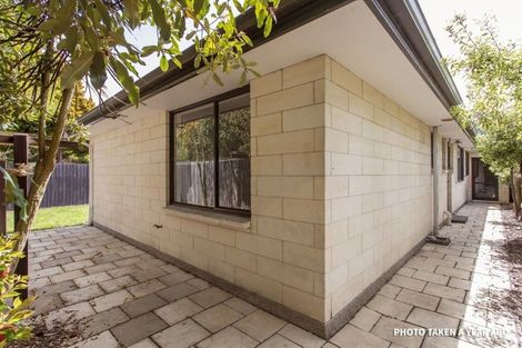 Photo of property in 2/30 Lees Road, Strowan, Christchurch, 8052