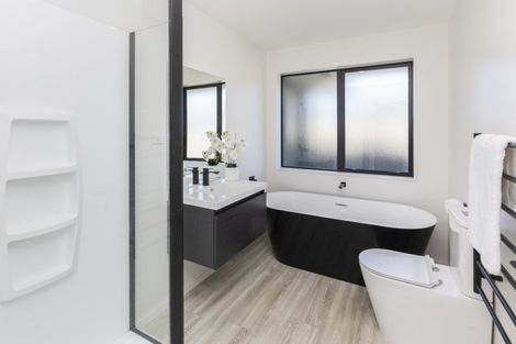 Photo of property in 66 Broadway Parade, Rolleston, 7615