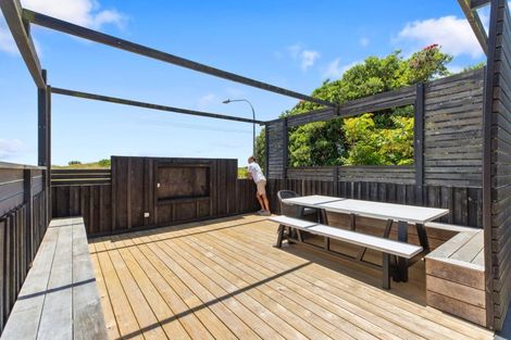 Photo of property in 728 Papamoa Beach Road, Papamoa Beach, Papamoa, 3118