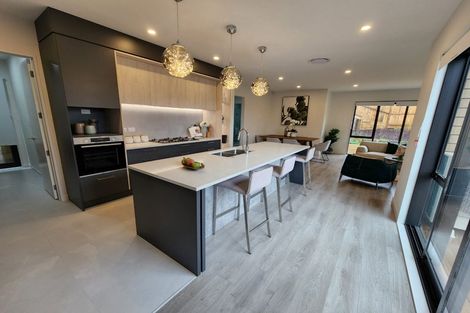 Photo of property in 19 Henriette Place, Totara Park, Auckland, 2105