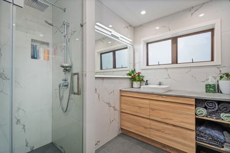 Photo of property in 81 Cook Drive, Whitianga, 3510