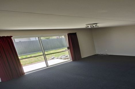 Photo of property in 8 Kebbell Avenue, Levin, 5510