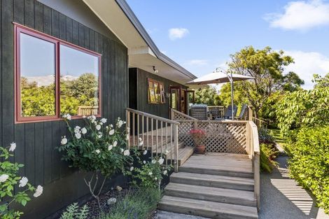 Photo of property in 140 Paetawa Road, Peka Peka, Waikanae, 5391