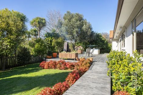 Photo of property in 19 Solan Drive, Waimauku, 0812