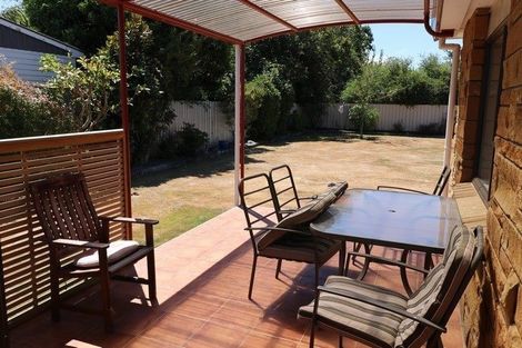 Photo of property in 57 Wikitoria Road, Putiki, Whanganui, 4501