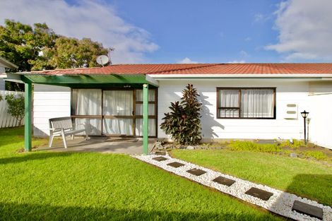 Photo of property in 4/4a Browns Road, Manurewa, Auckland, 2102