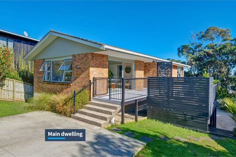 Photo of property in 53 Marellen Drive, Red Beach, 0932