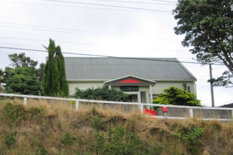 Photo of property in 64 Mills Road, Brooklyn, Wellington, 6021