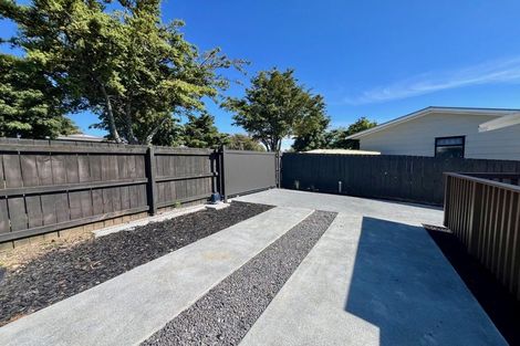 Photo of property in 14 Riserra Drive, Ranui, Auckland, 0612