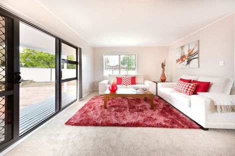 Photo of property in 97 Hyperion Drive, Randwick Park, Auckland, 2105