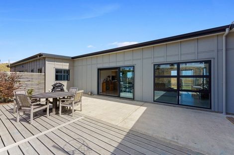 Photo of property in 174 Harakeke Road, Te Horo, Otaki, 5581