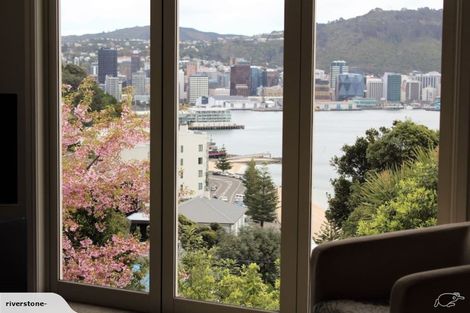 Photo of property in 11 Telford Terrace, Oriental Bay, Wellington, 6011