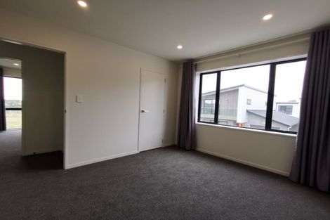 Photo of property in 29 Westgate Drive, Westgate, Auckland, 0614