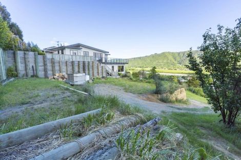 Photo of property in 5 Mccarthy Grove, Clouston Park, Upper Hutt, 5018