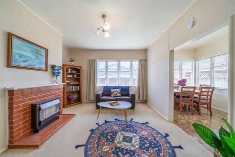 Photo of property in 3 Bush Street, Naenae, Lower Hutt, 5011