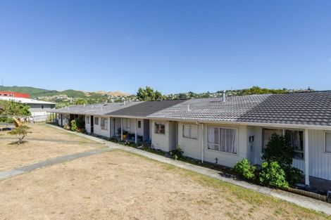 Photo of property in 6/10 Petherick Crescent, Johnsonville, Wellington, 6037