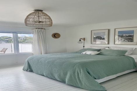 Photo of property in 20 Jean Place, Stanmore Bay, Whangaparaoa, 0932