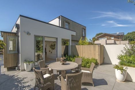 Photo of property in 49b Mcdougall Avenue, St Albans, Christchurch, 8014