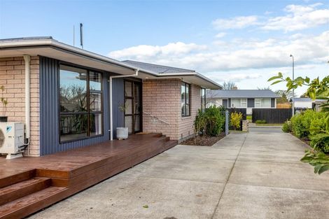 Photo of property in 62 Kathleen Crescent, Hornby, Christchurch, 8042