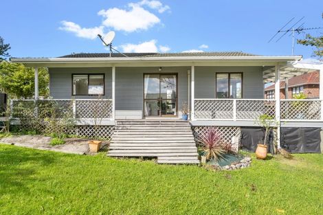 Photo of property in 1/37 View Road, Henderson, Auckland, 0612