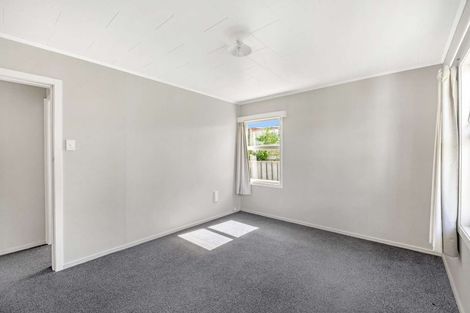 Photo of property in 1 Donna Street, Outer Kaiti, Gisborne, 4010