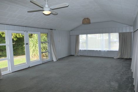 Photo of property in 11 Bell Street, Otaki, 5512