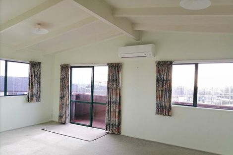 Photo of property in 18 Gilliam Street, New Lynn, Auckland, 0600