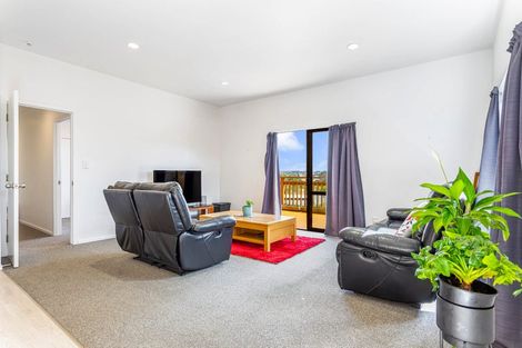 Photo of property in 15 Jelas Road, Red Beach, 0932