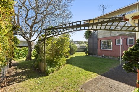 Photo of property in 7 Banks Road, Kawakawa Bay, Papakura, 2585