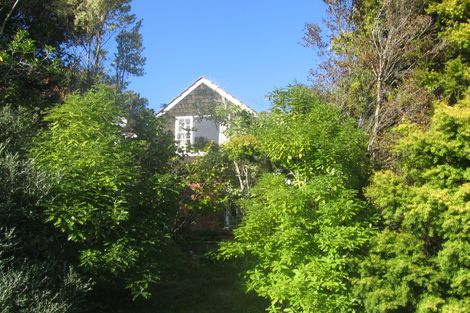 Photo of property in 22 Cheviot Road, Lowry Bay, Lower Hutt, 5013