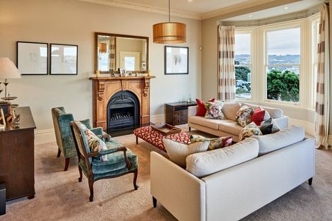 Photo of property in 29 The Crescent, Roseneath, Wellington, 6011