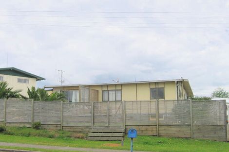 Photo of property in 12 Mcdonnell Street, Omokoroa, 3114