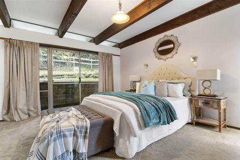 Photo of property in 46 Chatswood Grove, Chatswood, Auckland, 0626