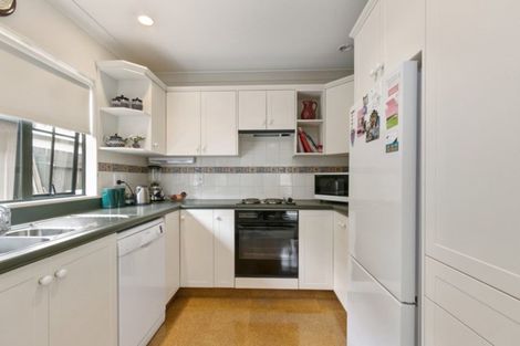 Photo of property in 2/5 Birch Street, Hutt Central, Lower Hutt, 5010