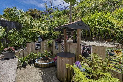 Photo of property in 2 High Street, Pahi, Paparoa, 0571