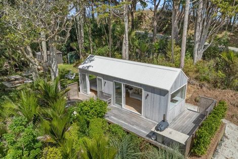 Photo of property in 340 Cames Road, Mangawhai, 0975