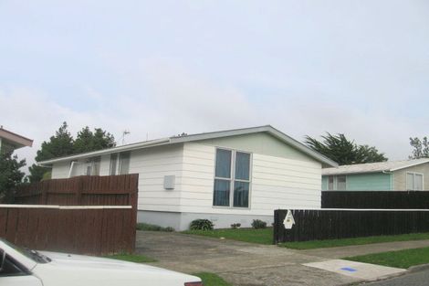 Photo of property in 87 Conclusion Street, Ascot Park, Porirua, 5024
